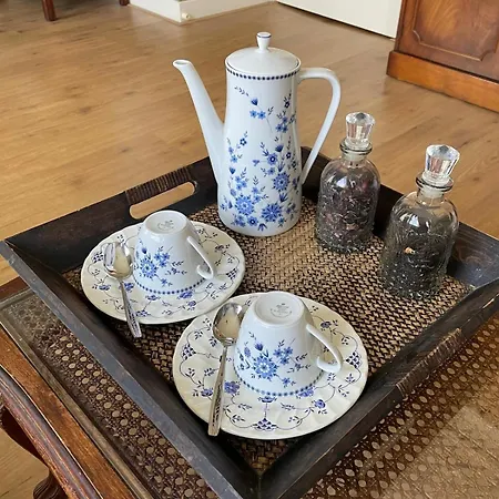 Luxurious Classical Dutch Styled In Centre Of - Bed & Breakfast